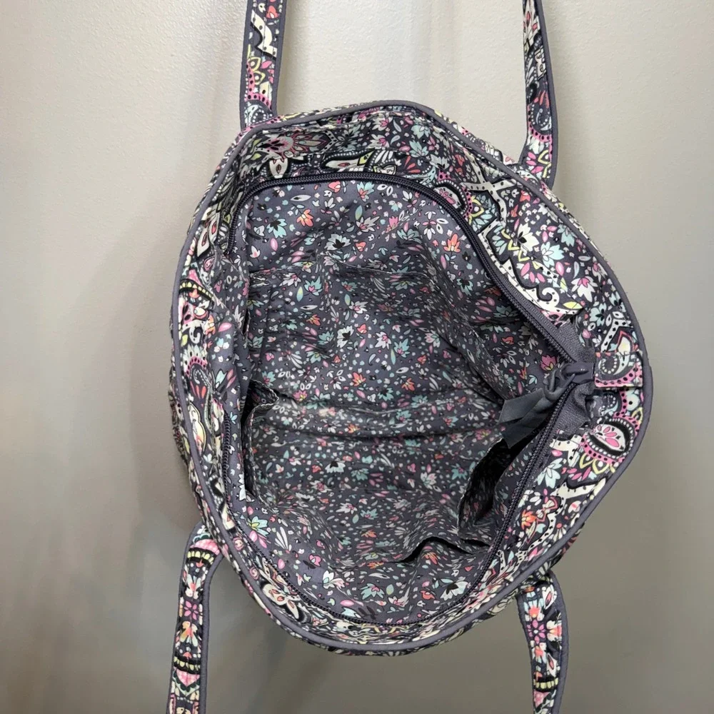 Vera Bradley Bonbon Medallion Paisley Print Quilted Cotton Zip Tote Shoulder Bag